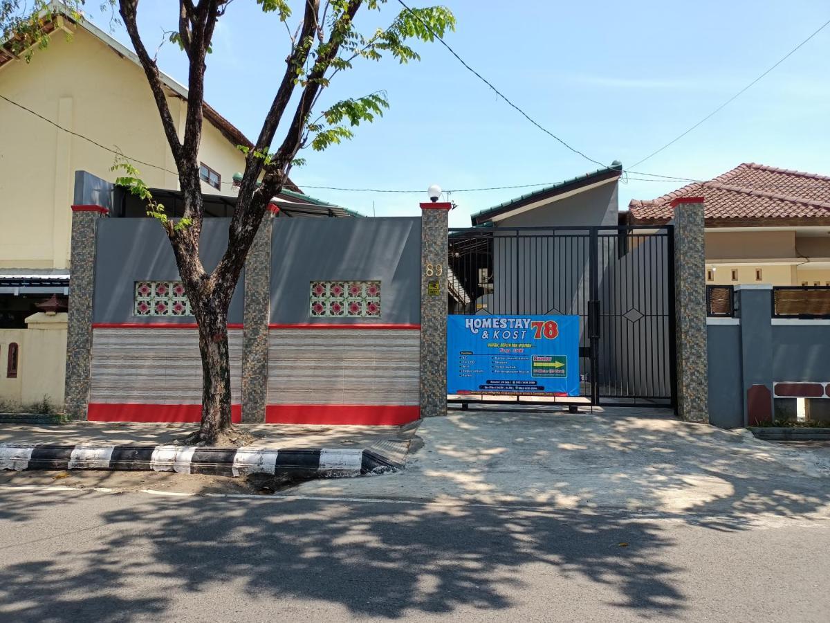 Homestay Dan Kost 78 Jepara Exteriör bild